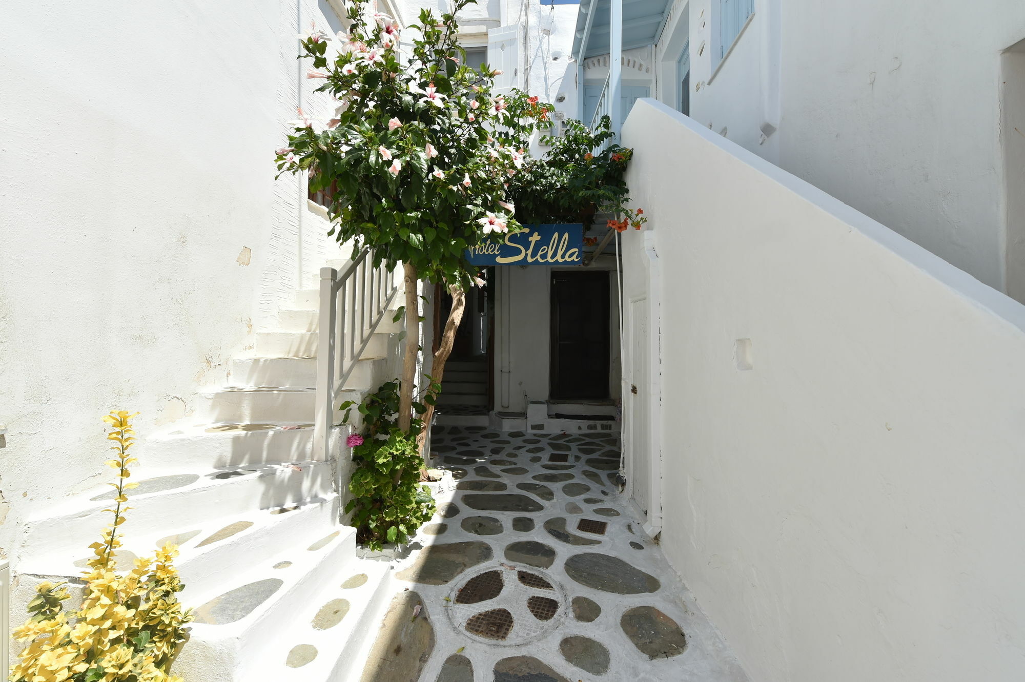 Hotel Stella 나오우사 외부 사진